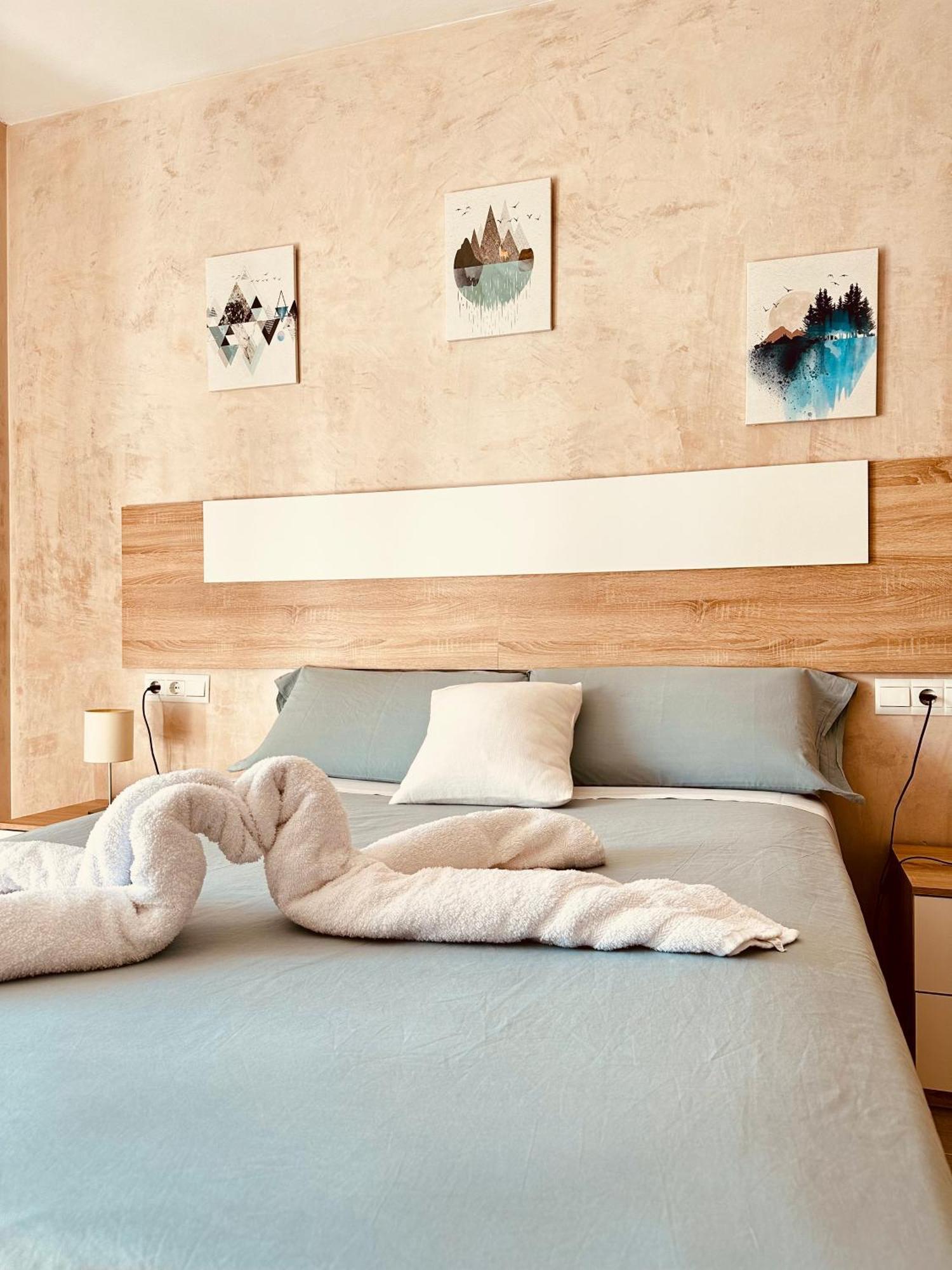 Cherry Jacuzzi Apartment روندا المظهر الخارجي الصورة